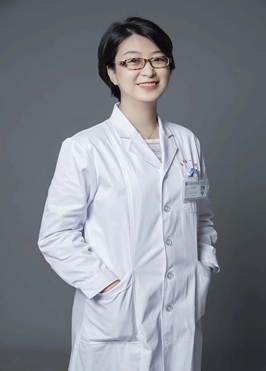 倪  照片